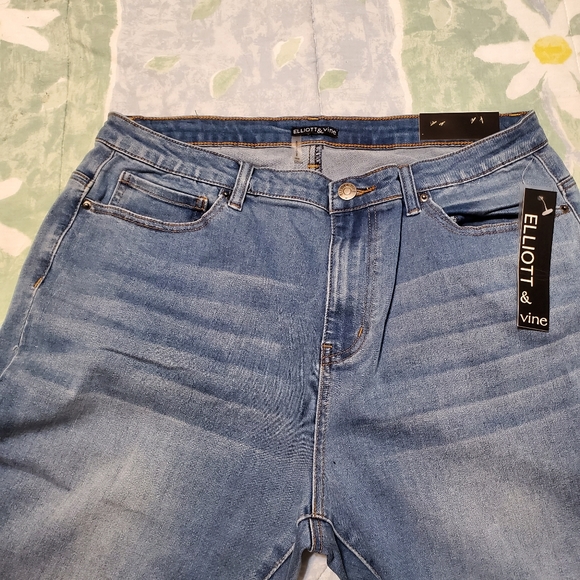 NWT Elliott & Vine Denium Jeans - Picture 2 of 7